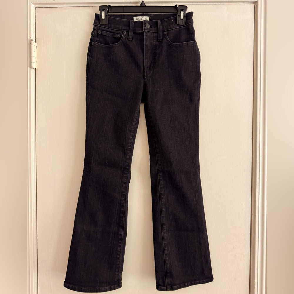 Madewell Black Kick out crop